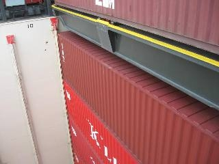 containership cargo stowage