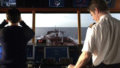 ships-navigation-at-sea